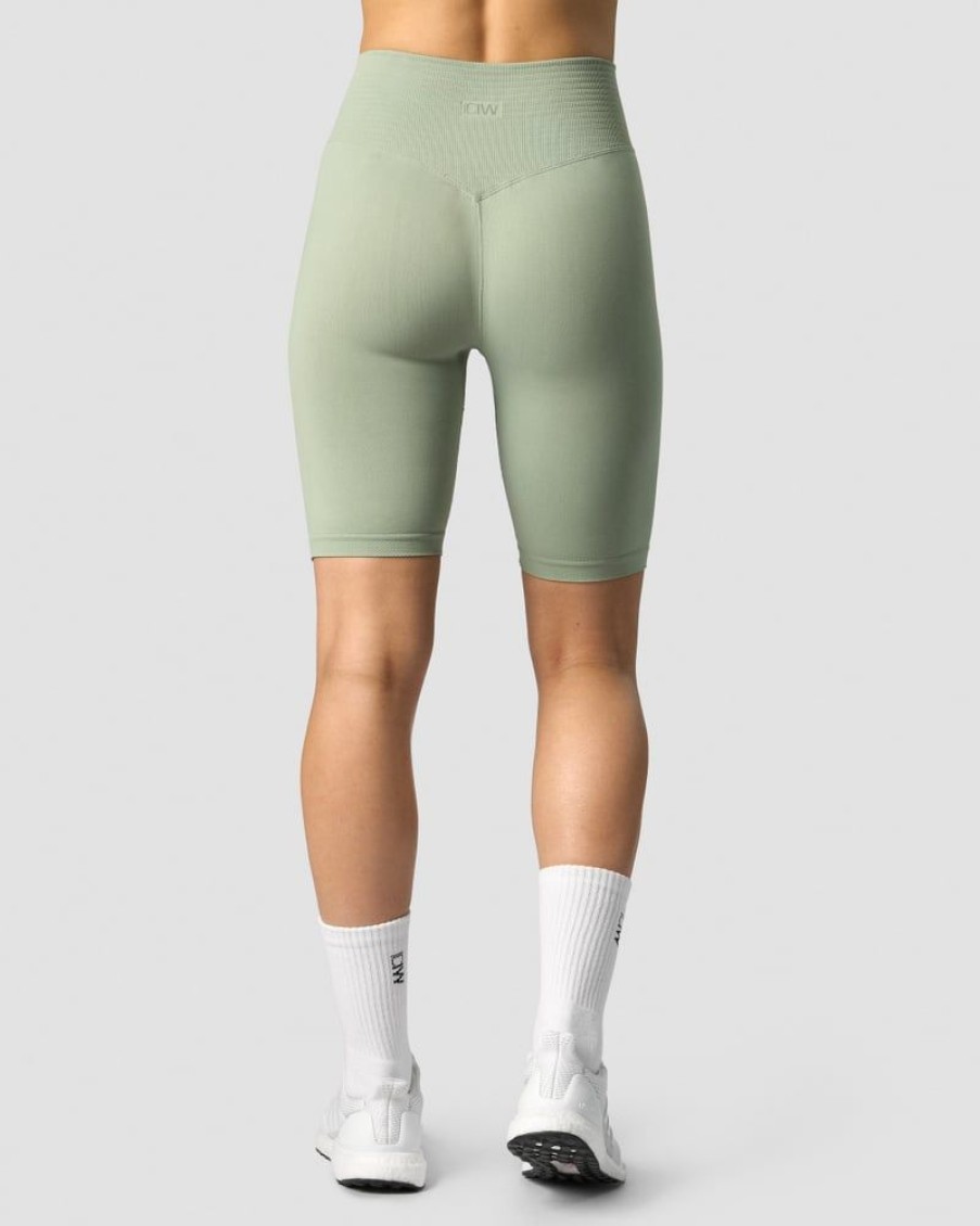 Dam ICIW Seamless | Define Seamless V-Shape Biker Shorts Light Sage Green