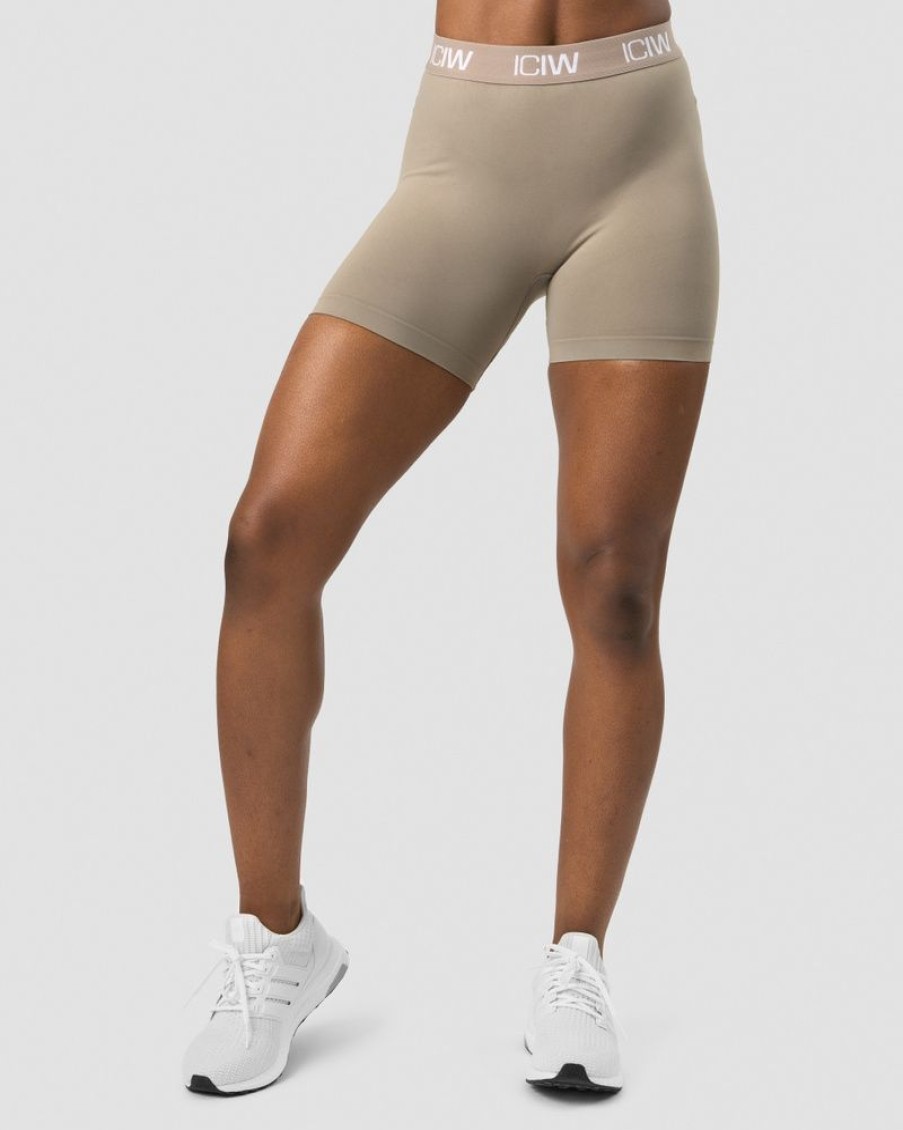 Dam ICIW Seamless | Define Seamless Logo Shorts Taupe