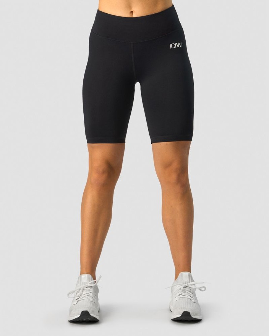 Dam ICIW Shorts | Classic V-Shape Biker Shorts Black Wmn